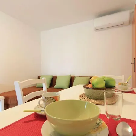 Apartments Ladonja Medulin Exterior photo