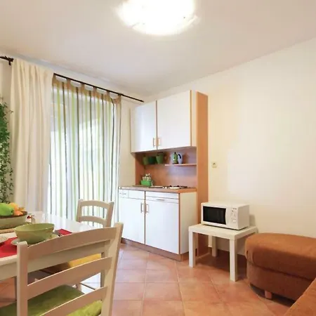 Apartments Ladonja Medulin Exterior photo