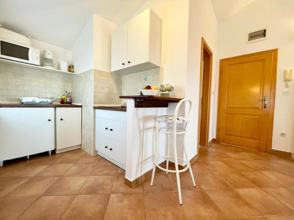 Apartment Ladonja Medulin
